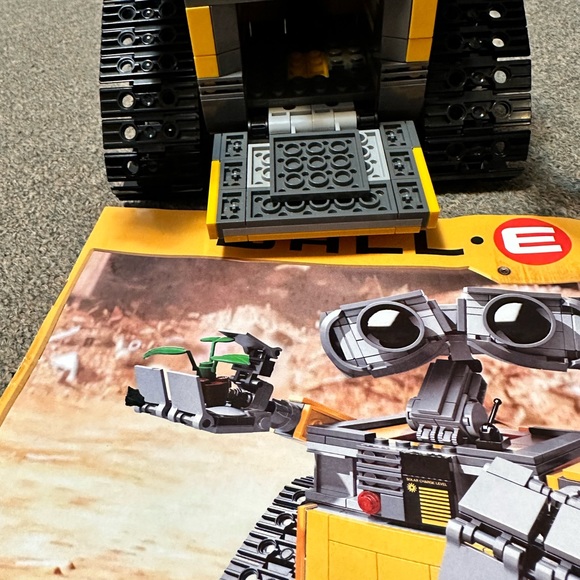 REPRODUCTION LEGO Inspired WALL-E Disney Pixar 8886/ 21303 READ!! 9” x 7” LARGE - Picture 7 of 13